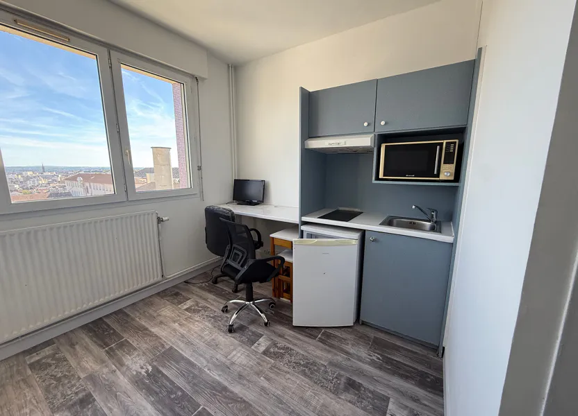 Room Boulevard du Vigenal in Limoges