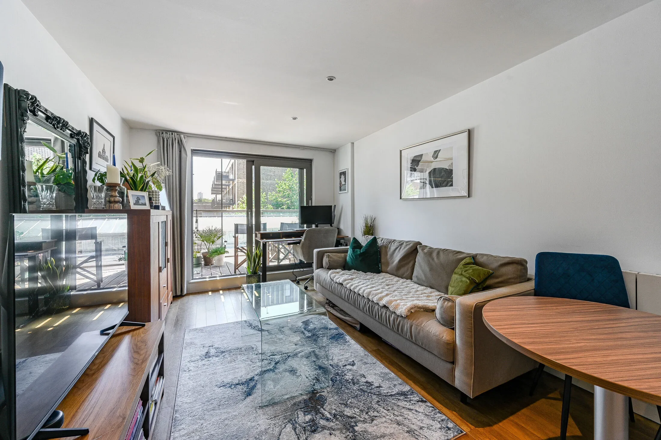Flat Royal Carriage Mews in Greater London