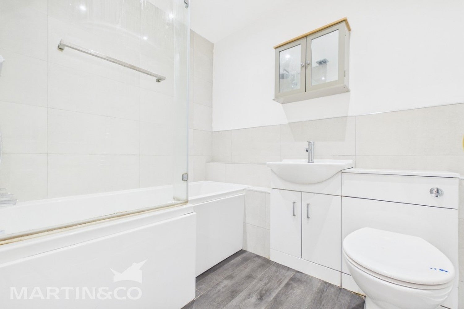 Flat Scotts Way in Tunbridge Wells
