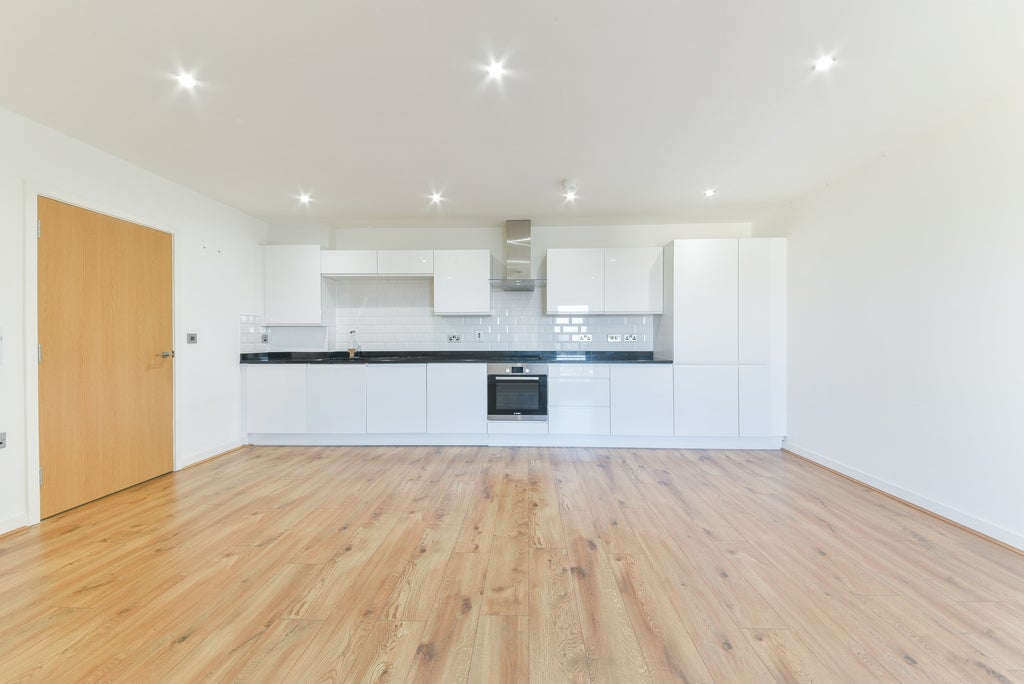 Flat Morden Road in Greater London
