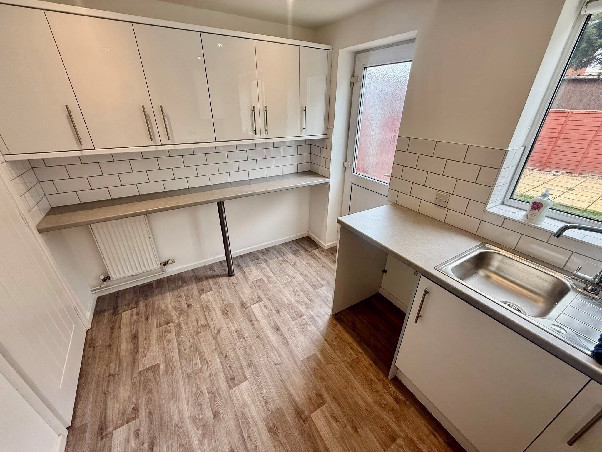 House Sandpiper Close in Worcester