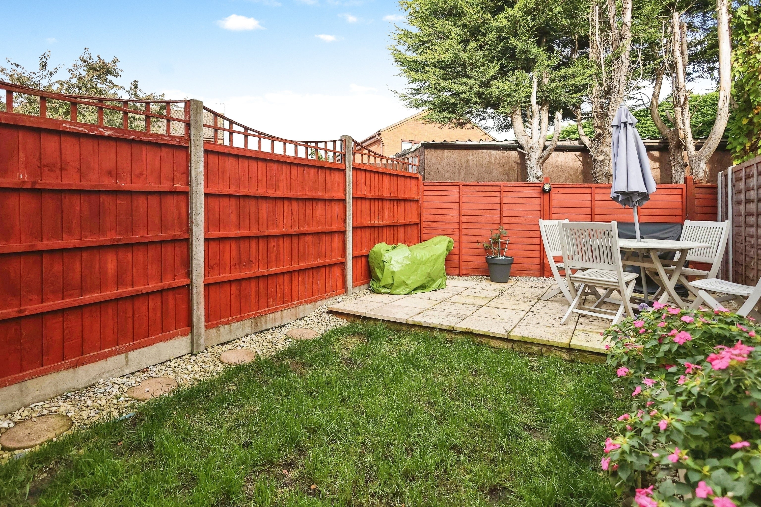 House Sandpiper Close in Worcester