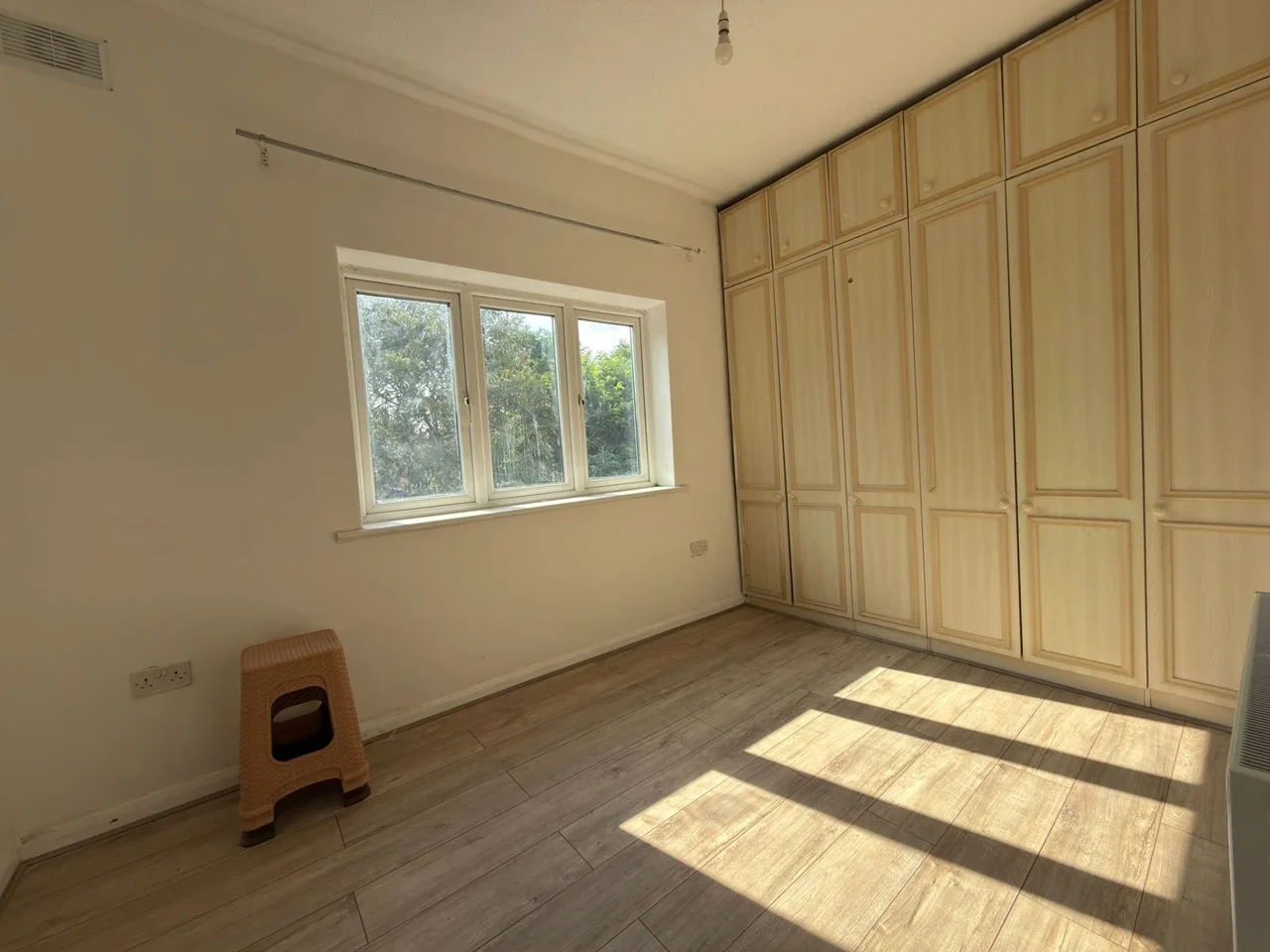Flat Mansfield Road in Greater London