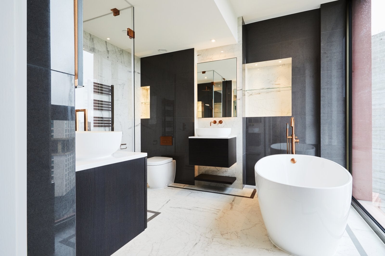 Flat Princess Louise Close in City of Westminster