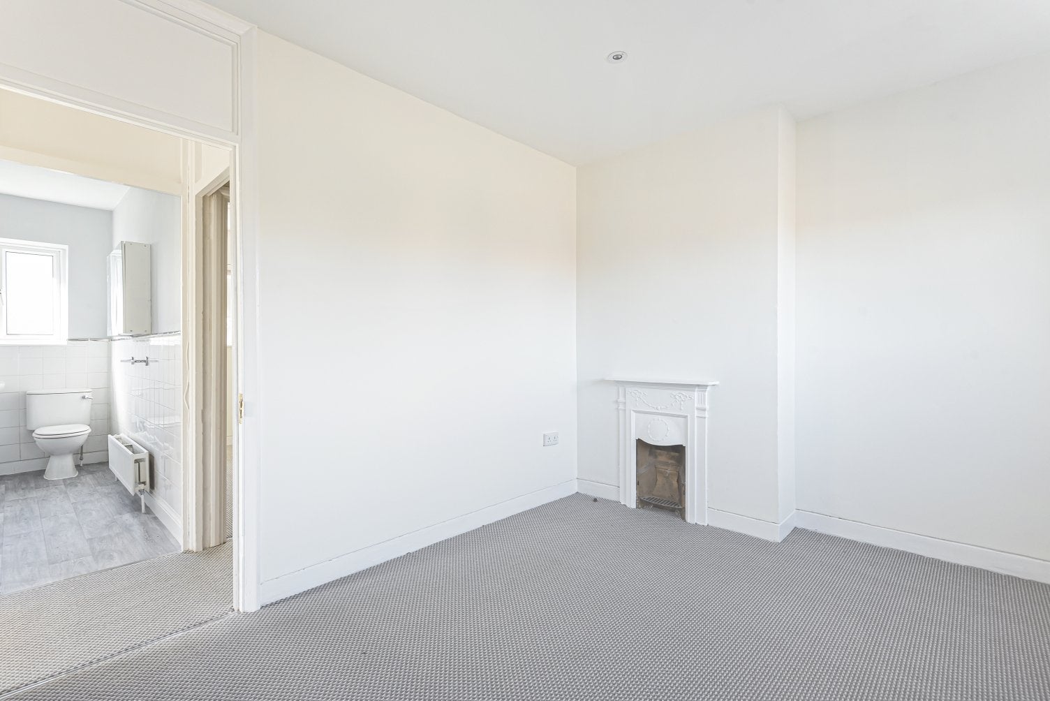 House Mottingham Lane in Greater London