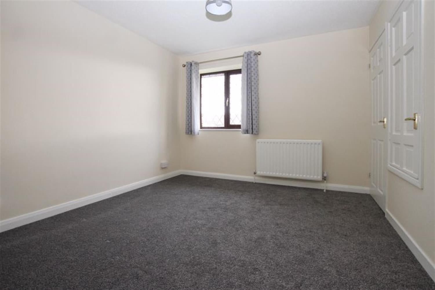 House Botham Close in Weston-super-Mare