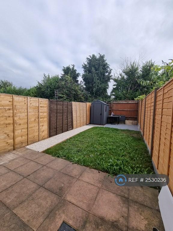 House Vokes Close in Southampton