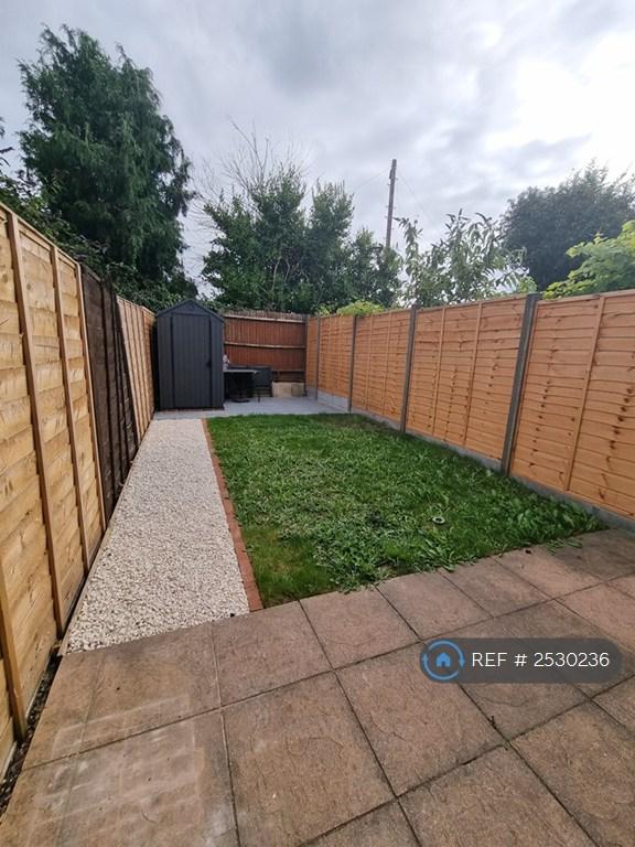 House Vokes Close in Southampton
