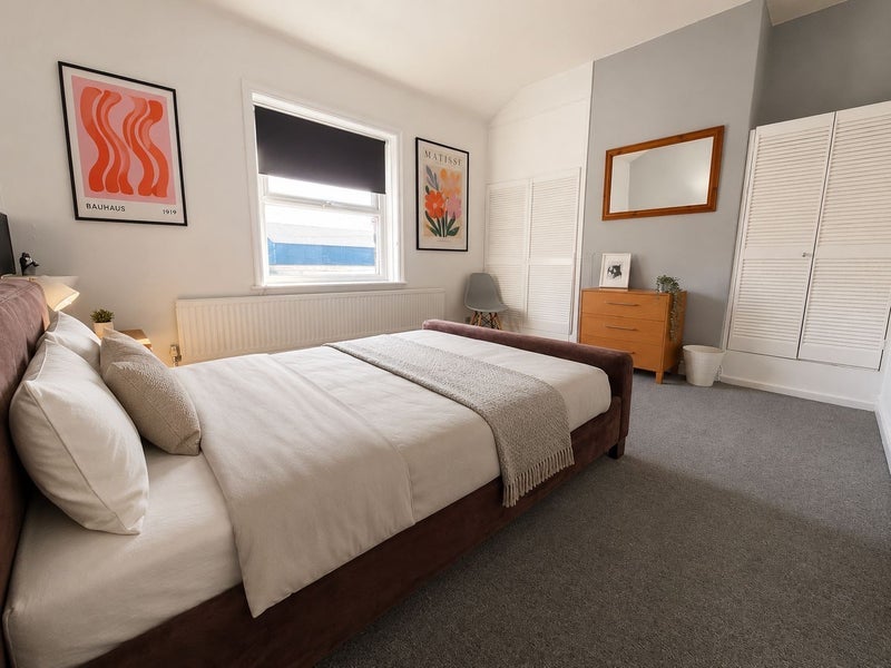 Room Dale Street in Milnrow
