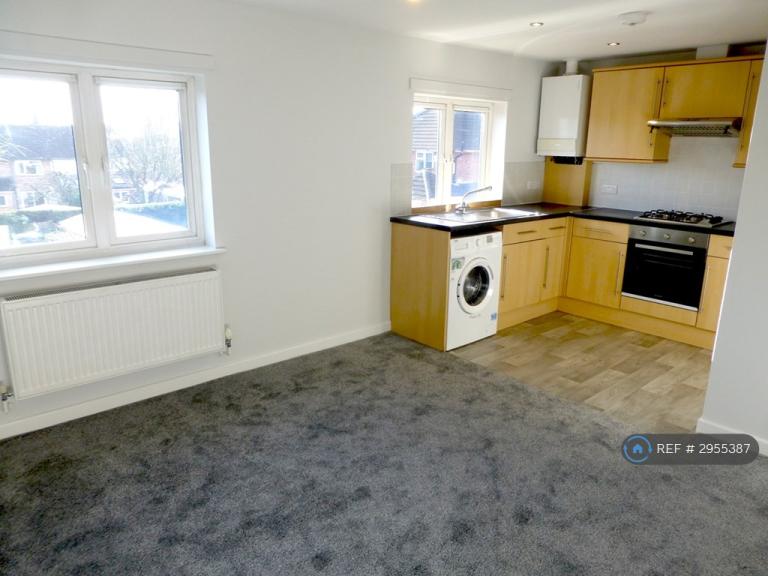 Flat Woodstock Court in Nottingham