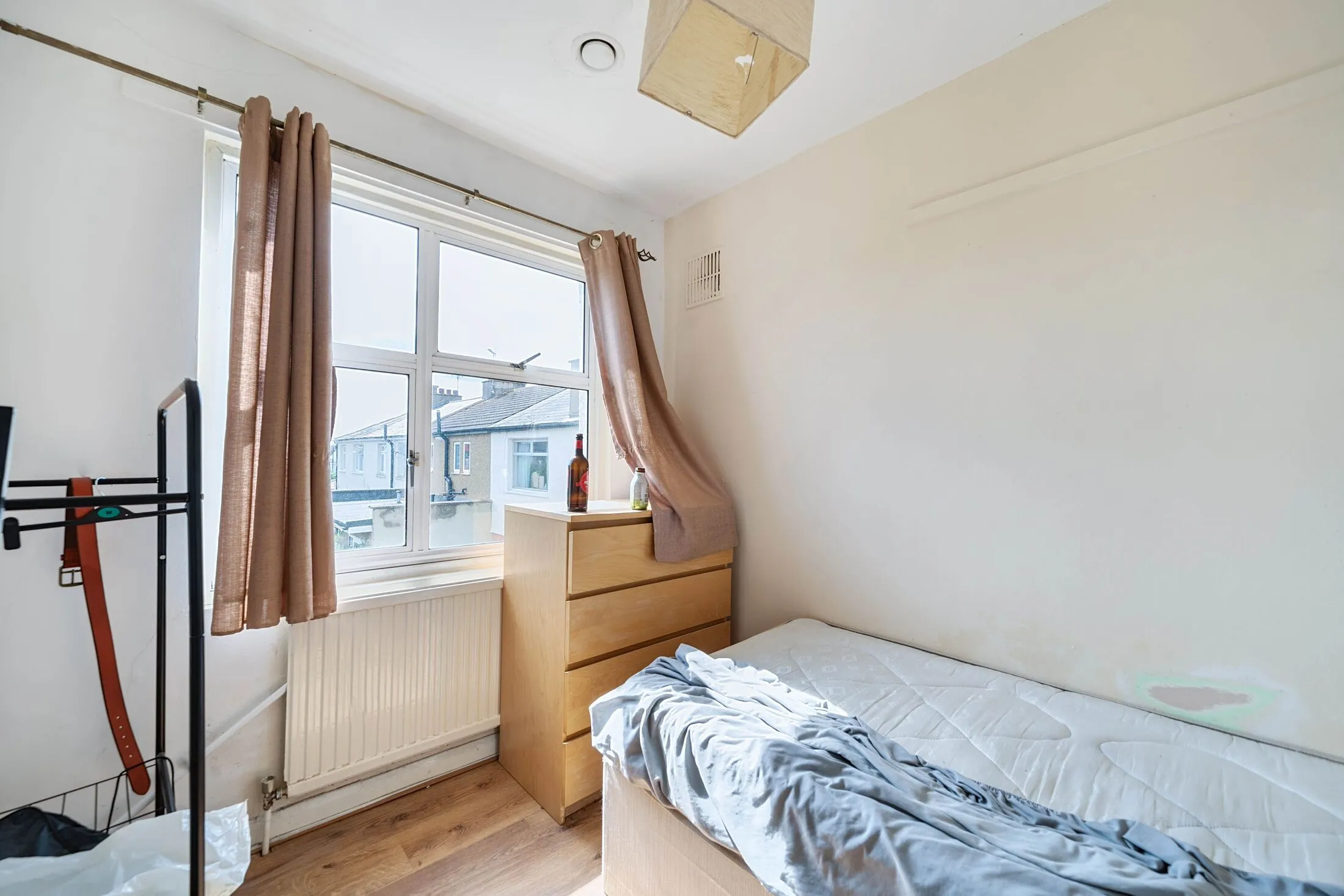 House Ash Grove in Greater London