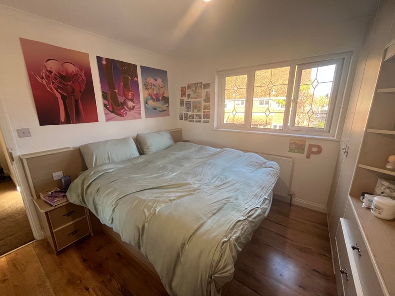 Room Delverton Road in Greater London