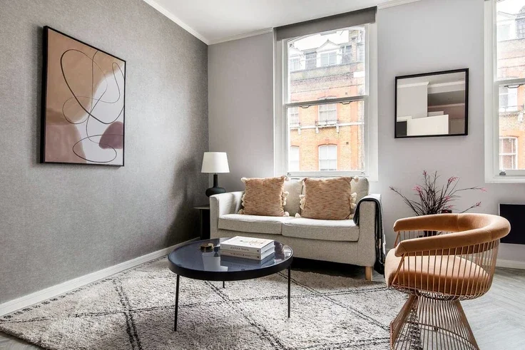 Flat Great Titchfield Street in City of Westminster