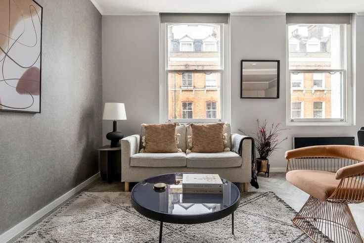 Flat Great Titchfield Street in City of Westminster
