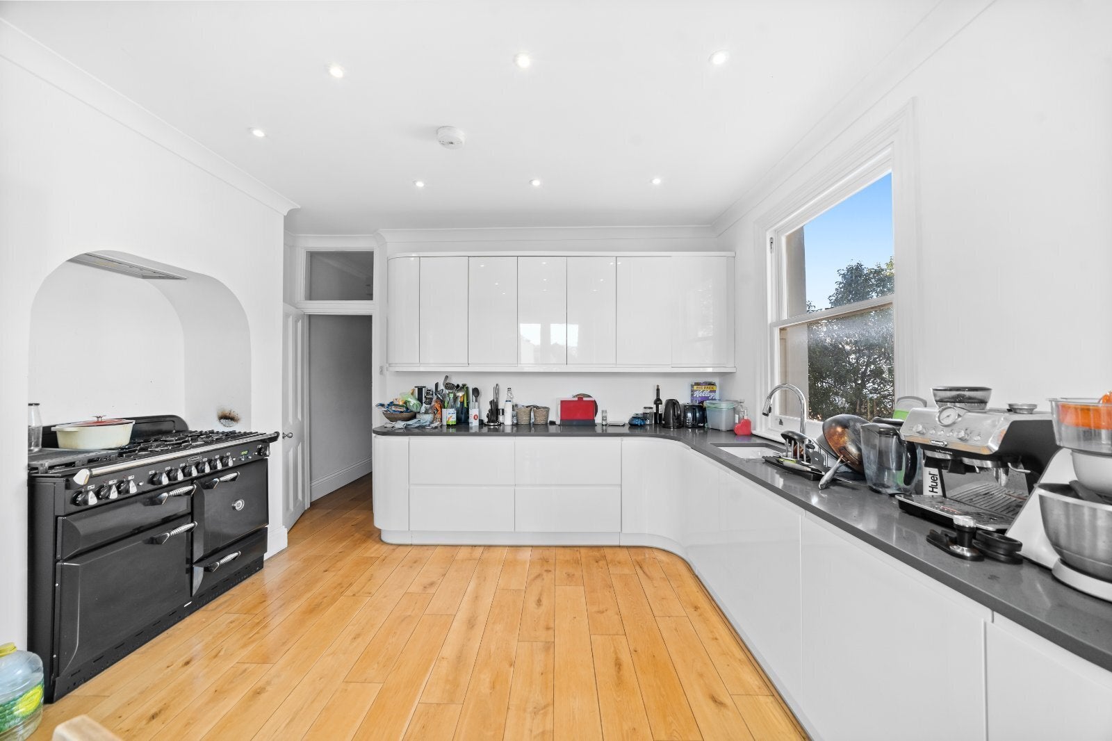 Flat Langthorne Street in Greater London