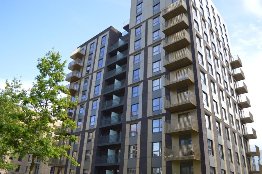 Flat Engineers Way in Greater London