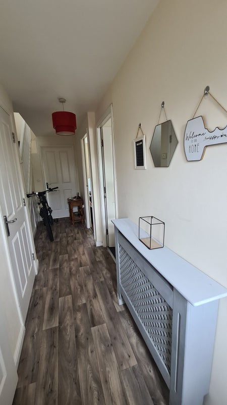 Room Falconwood Way in Manchester