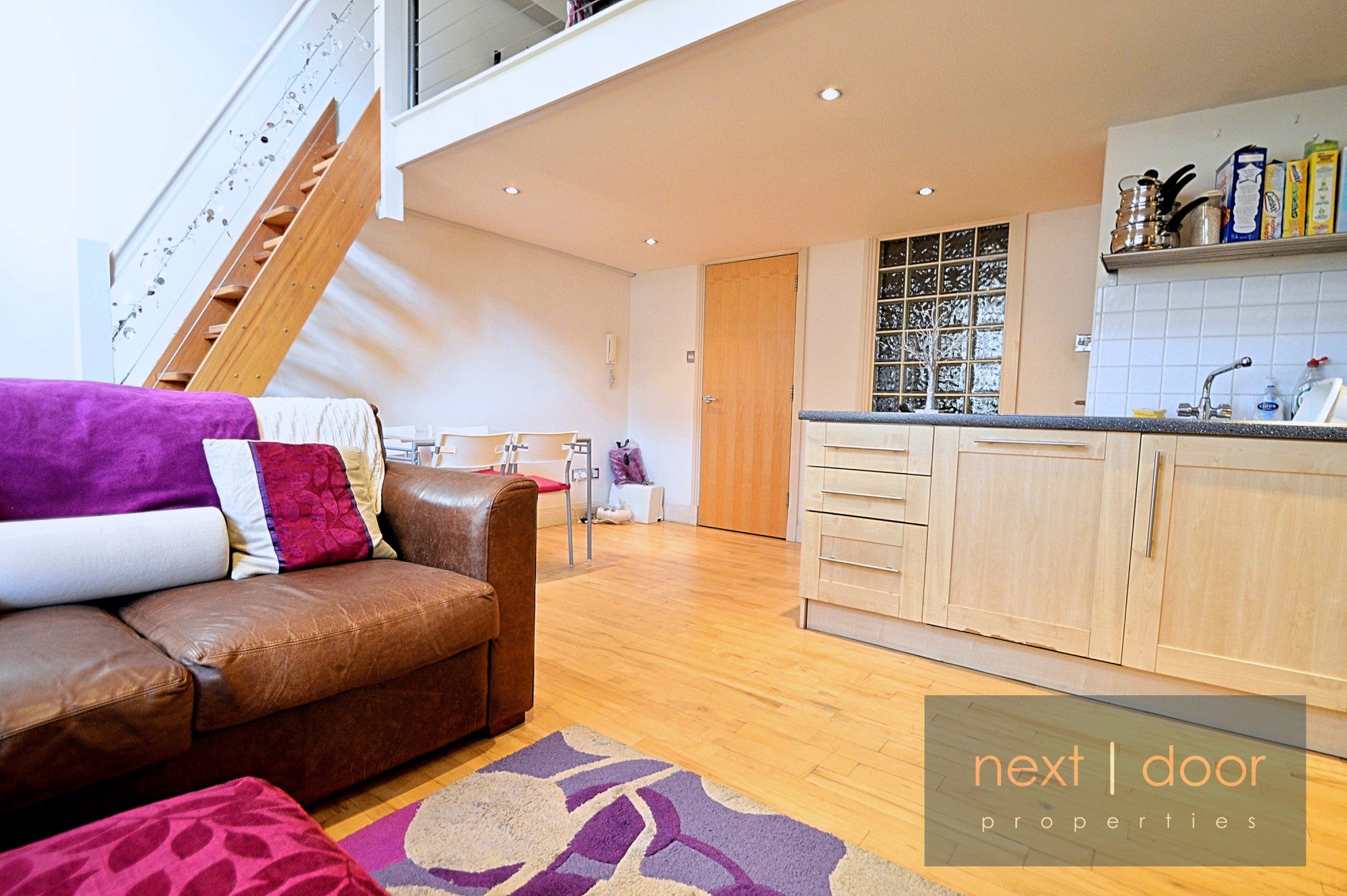 Flat Surrey Row in London