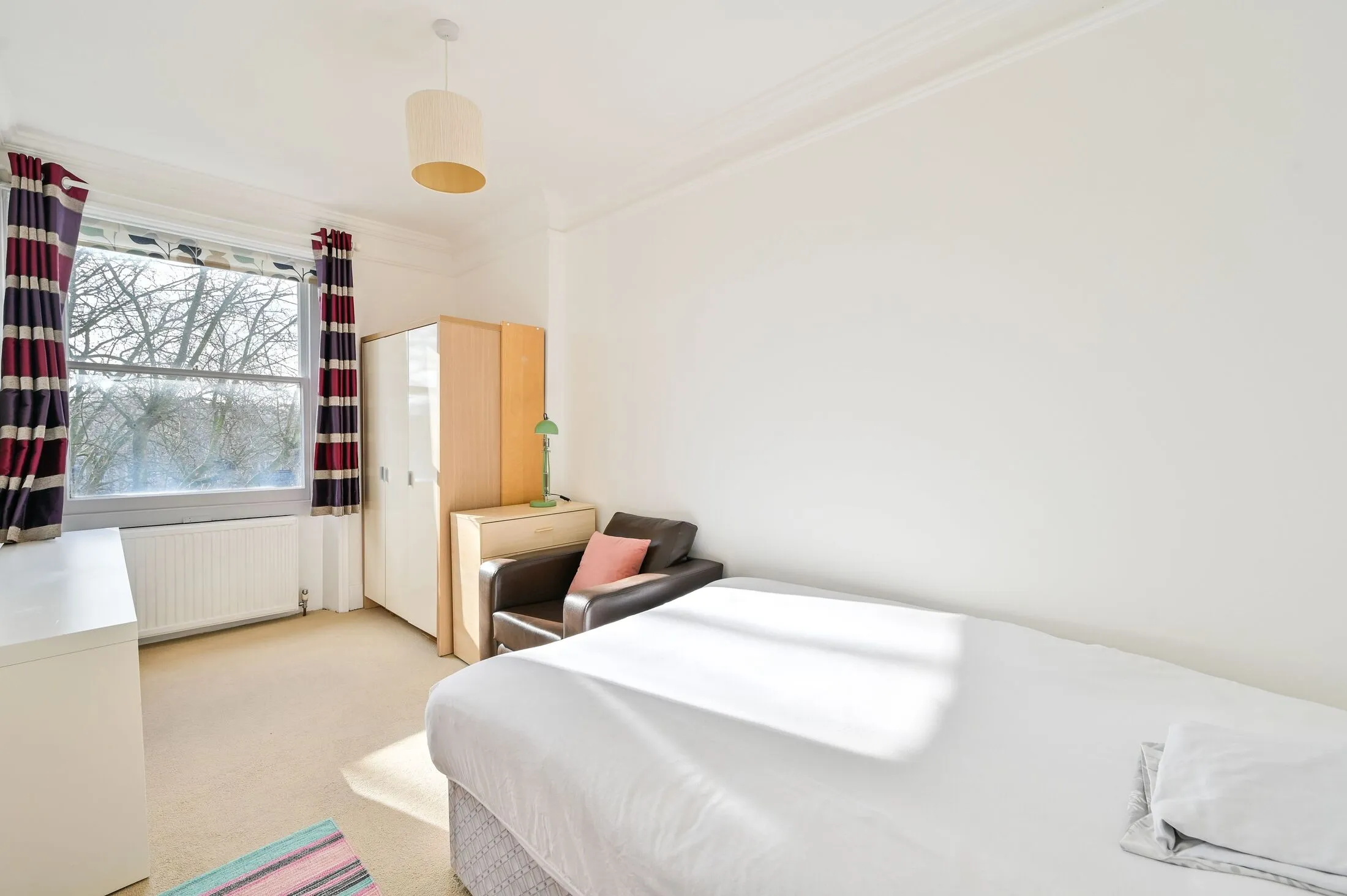 House Courtfield Gardens in Greater London