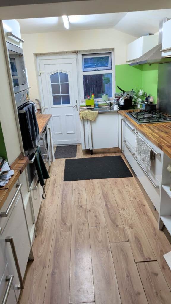 Flat Chippendale Rise in Bradford