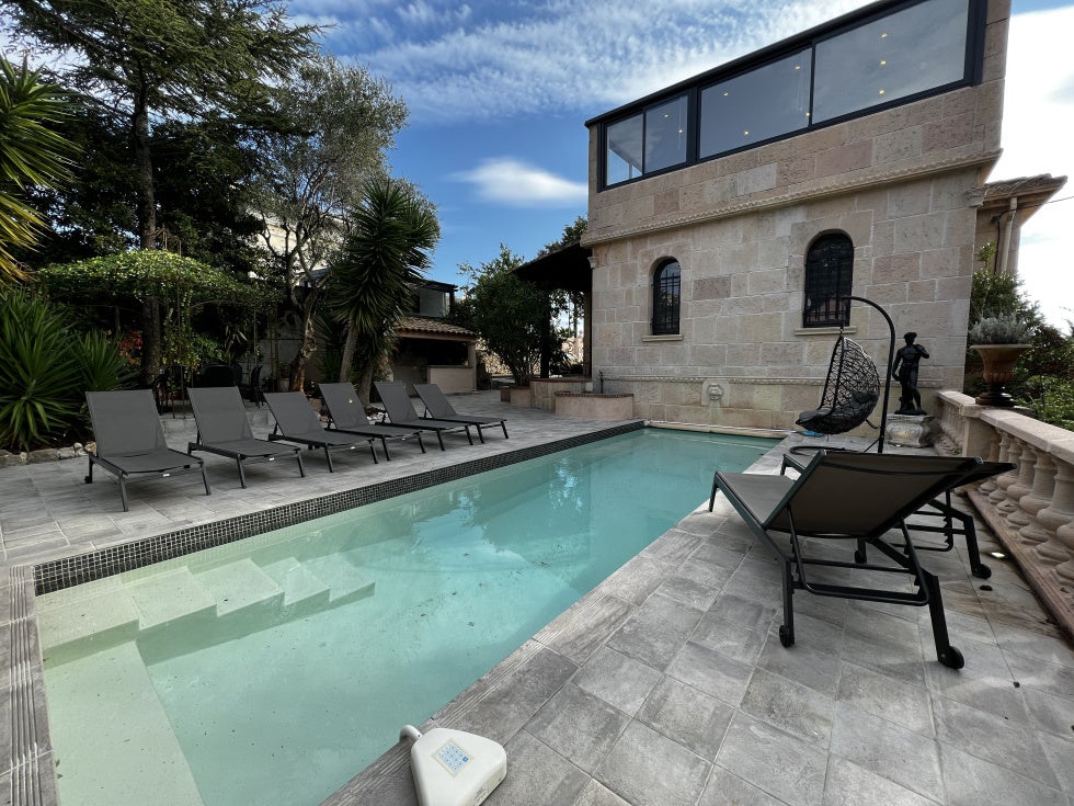 Flat Rue du Docteur Calmette in Cannes