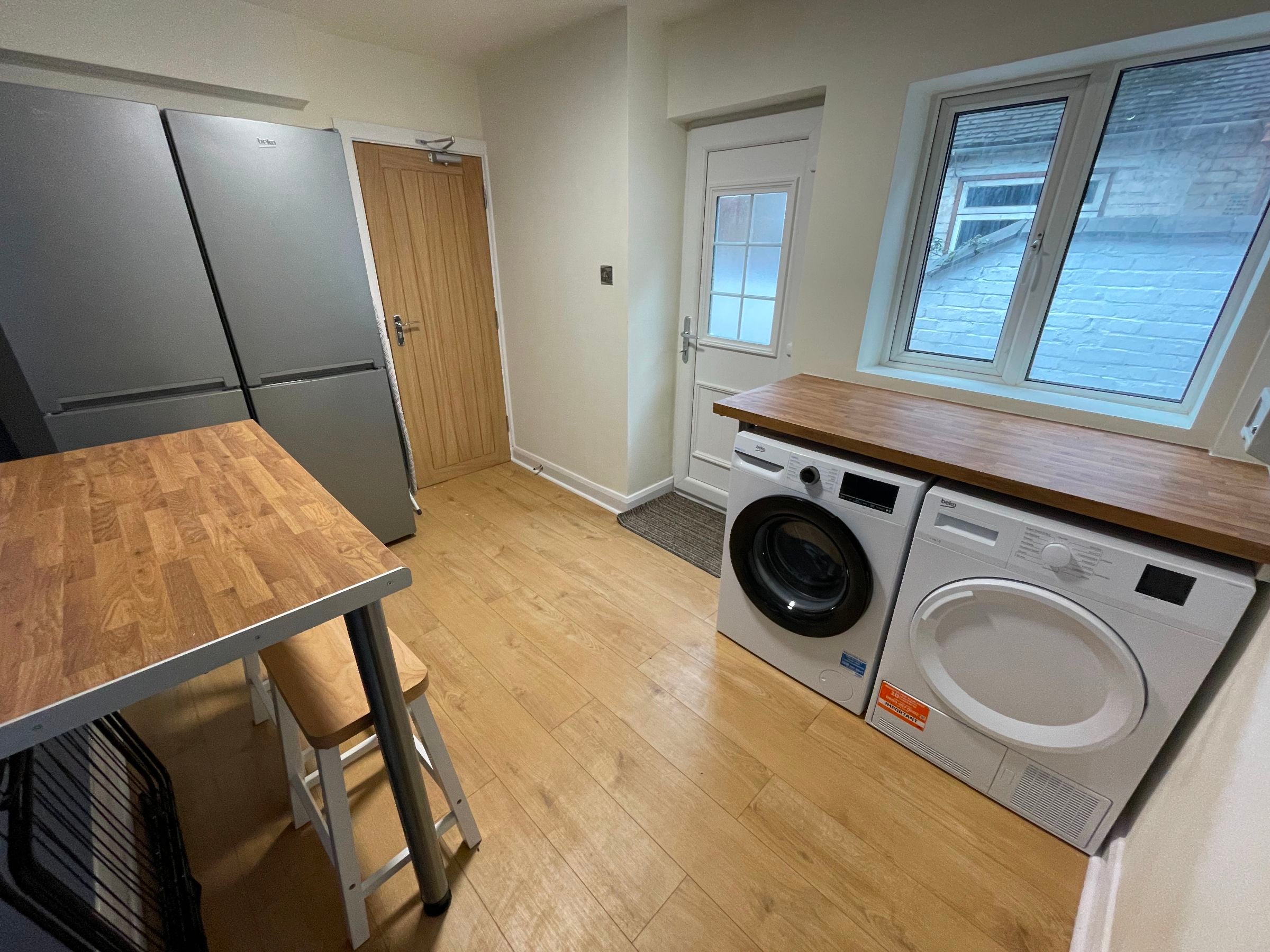 Room Campbell Road in Stoke-on-Trent