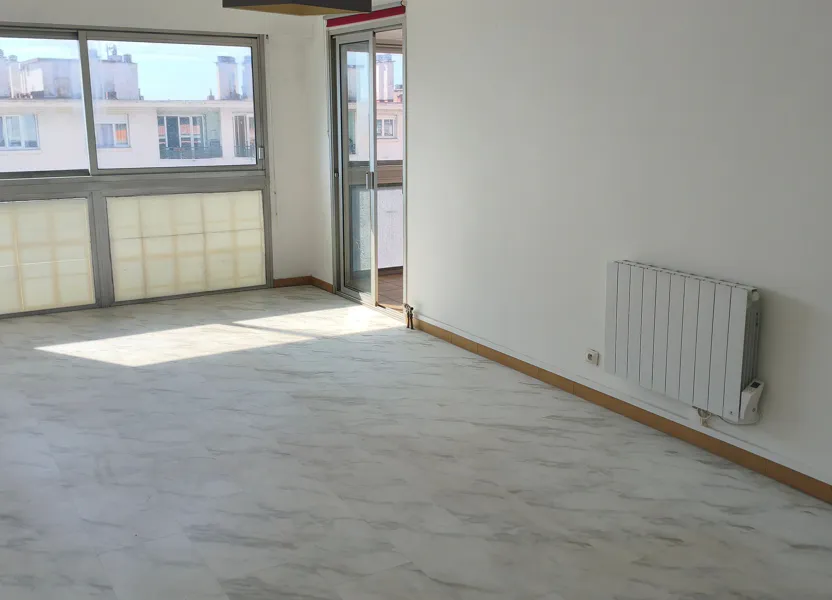 Appartement Avenue de Nice à Cagnes-sur-Mer