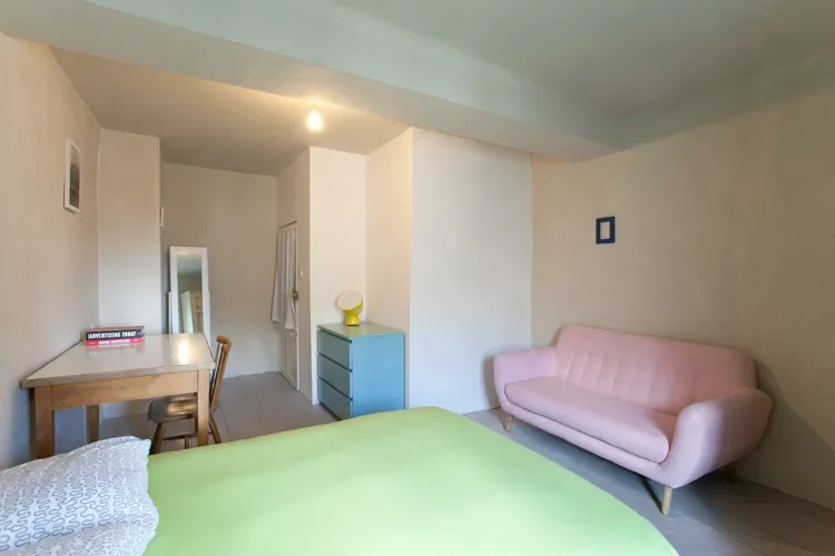 Chambre Place Louis Blanc à Arles