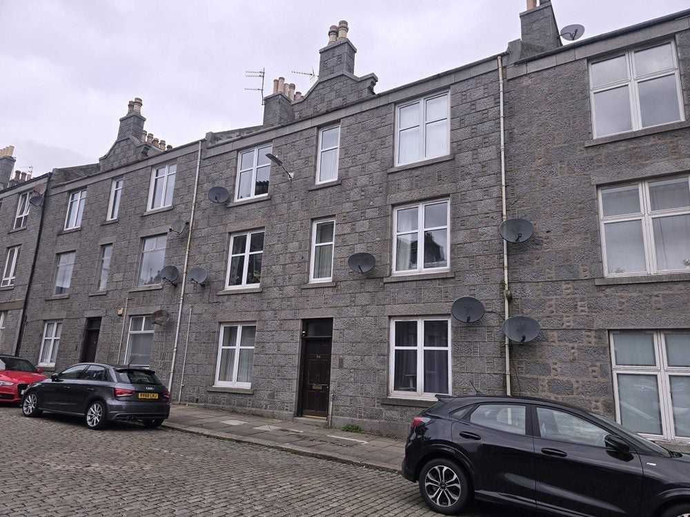 Flat Ashvale Place in Aberdeen City