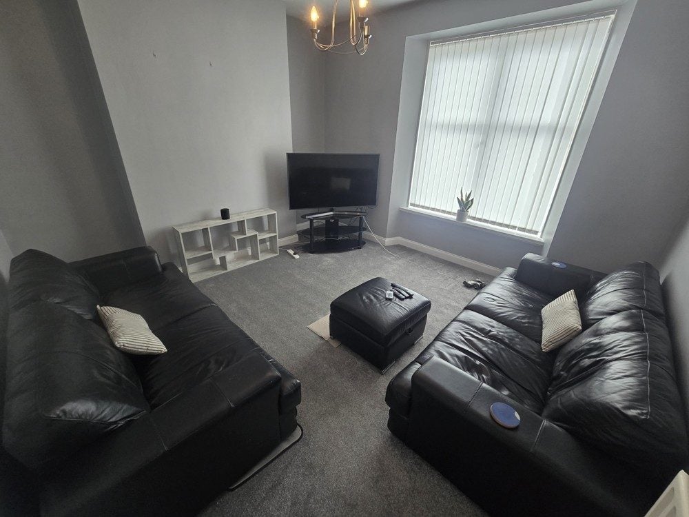 Flat Ashvale Place in Aberdeen City