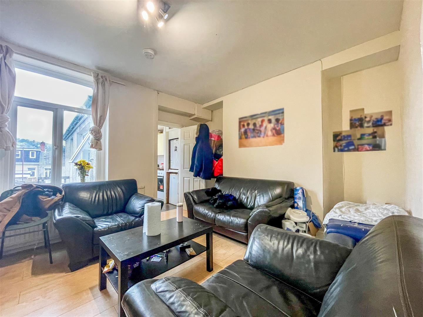 Flat King Street in Pontypridd