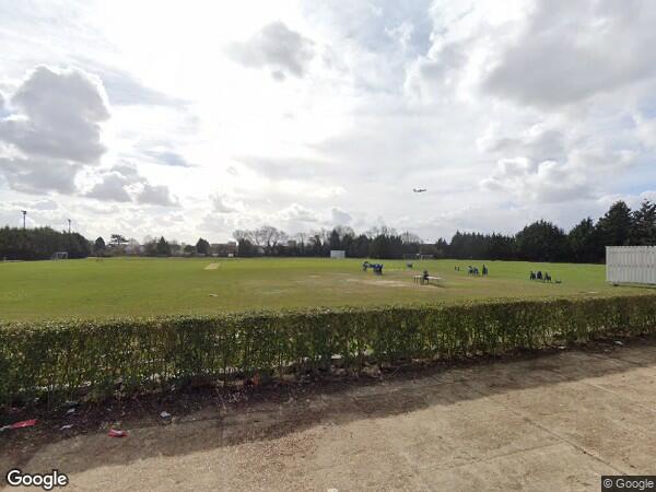 Flat Osterley Court in Greater London