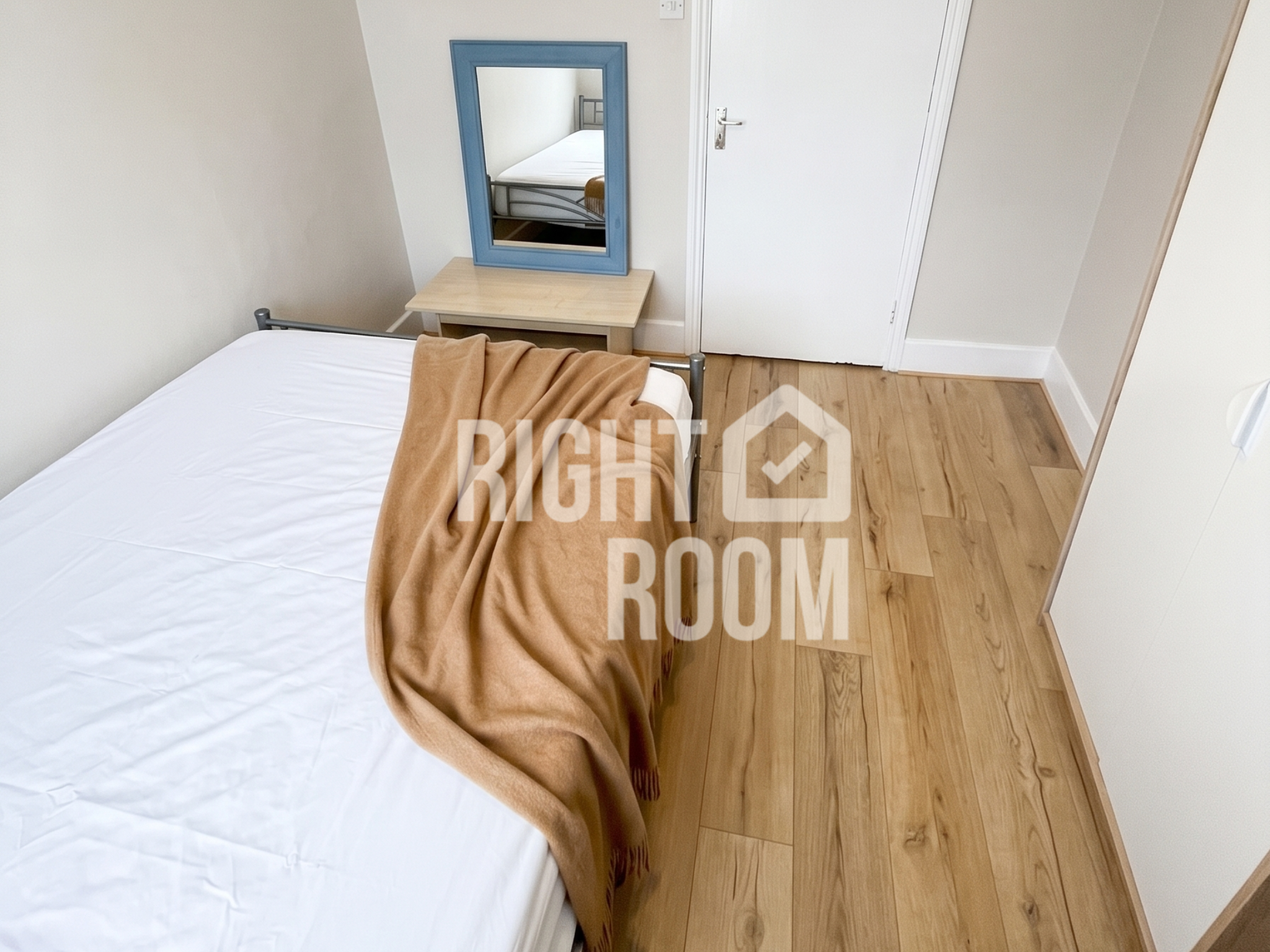 Flat Lavender Hill in Greater London