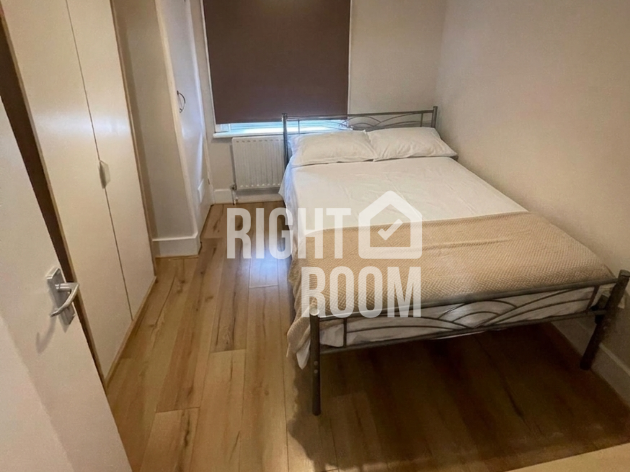 Flat Lavender Hill in Greater London