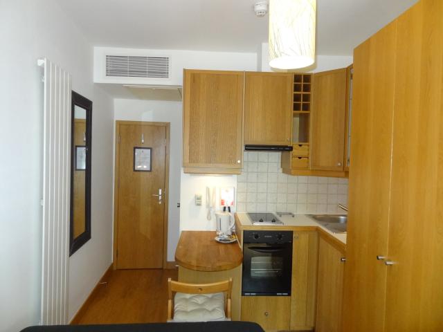 Flat Cartwright Gardens in Greater London