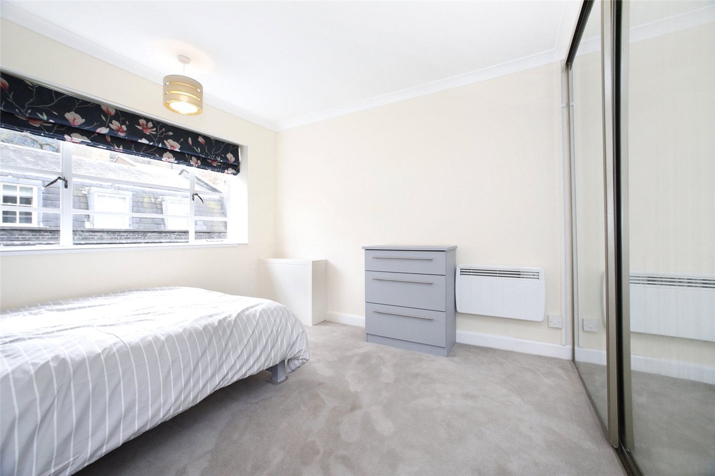 Flat Gower Mews in Greater London