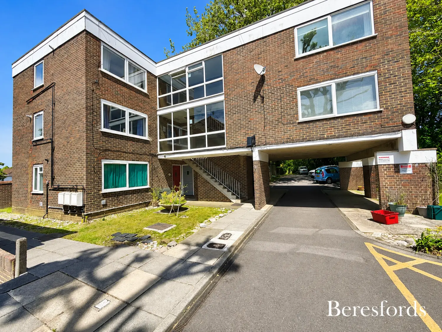 Flat Chulmleigh Court in Brentwood