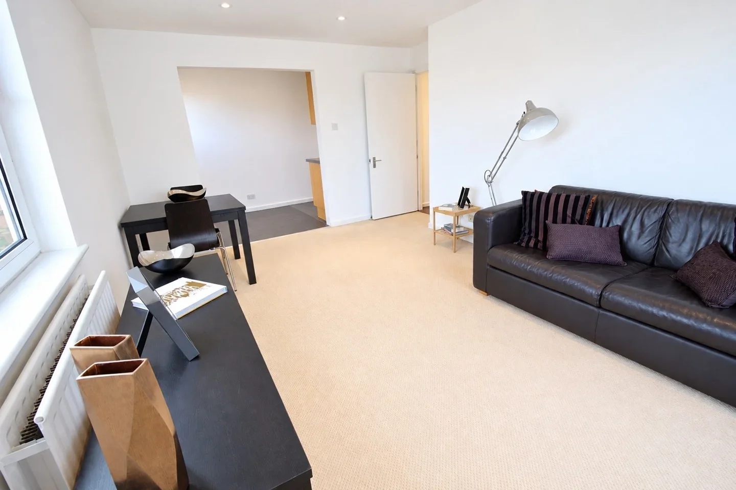 Flat Cambridge Heath Road in Greater London