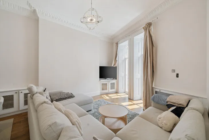 Flat Kensington Gore in City of Westminster