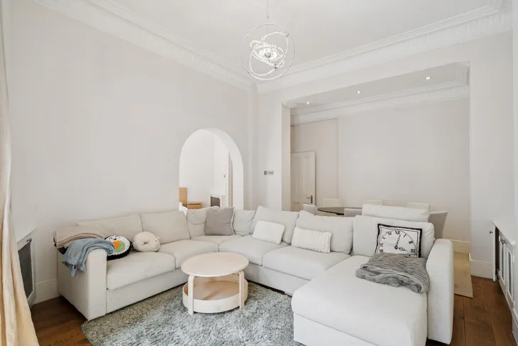 Flat Kensington Gore in City of Westminster