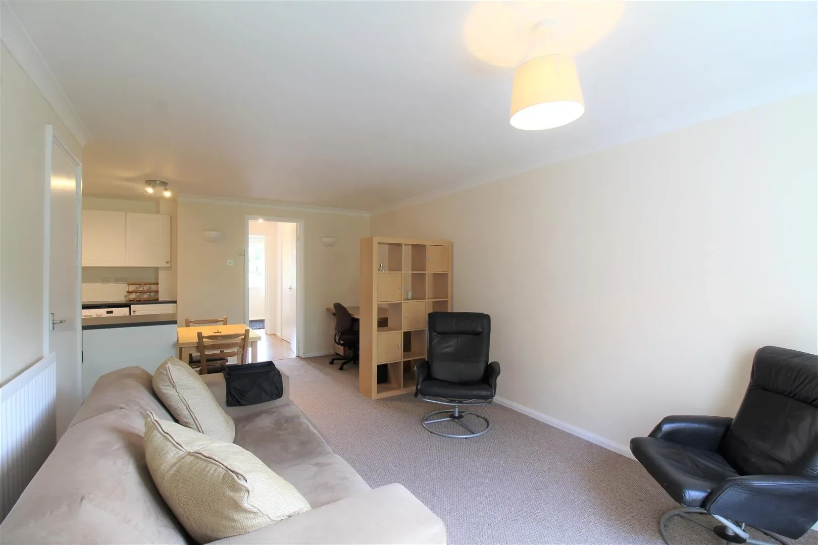 Flat Hutton Close in Broxtowe