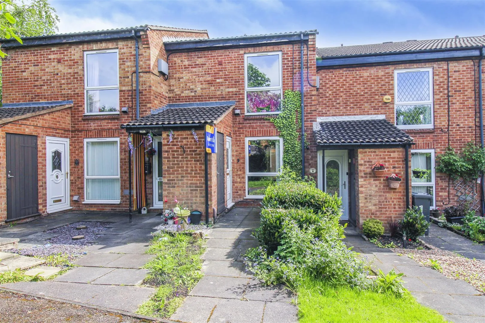 Flat Hutton Close in Broxtowe