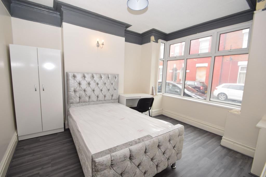 Flat Hibbert Street in Manchester