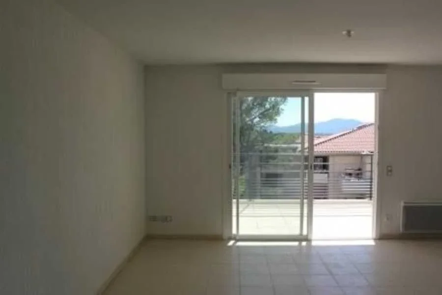 Appartement Place San Peïre à Roquebrune-sur-Argens