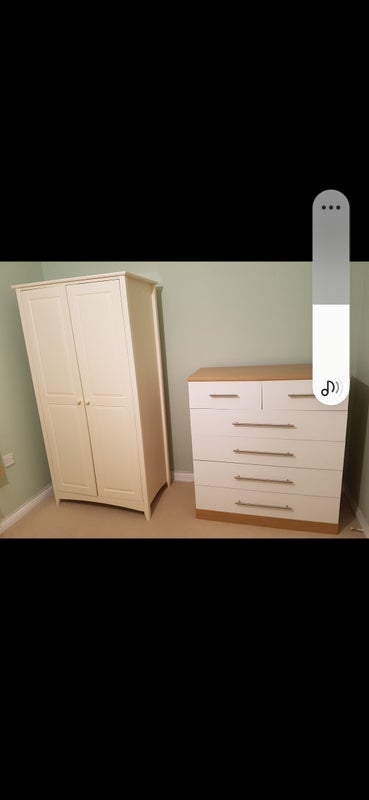 Room Longridge Way in Weston-super-Mare