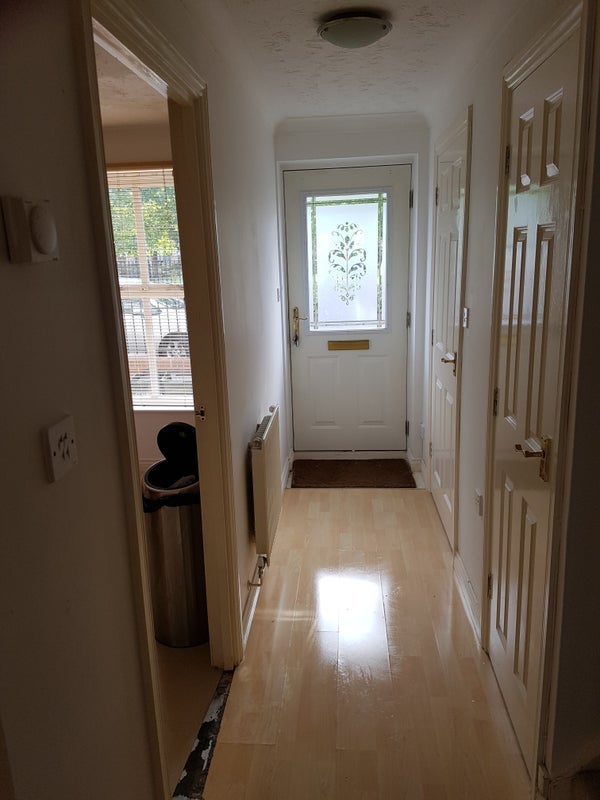 Room Longridge Way in Weston-super-Mare