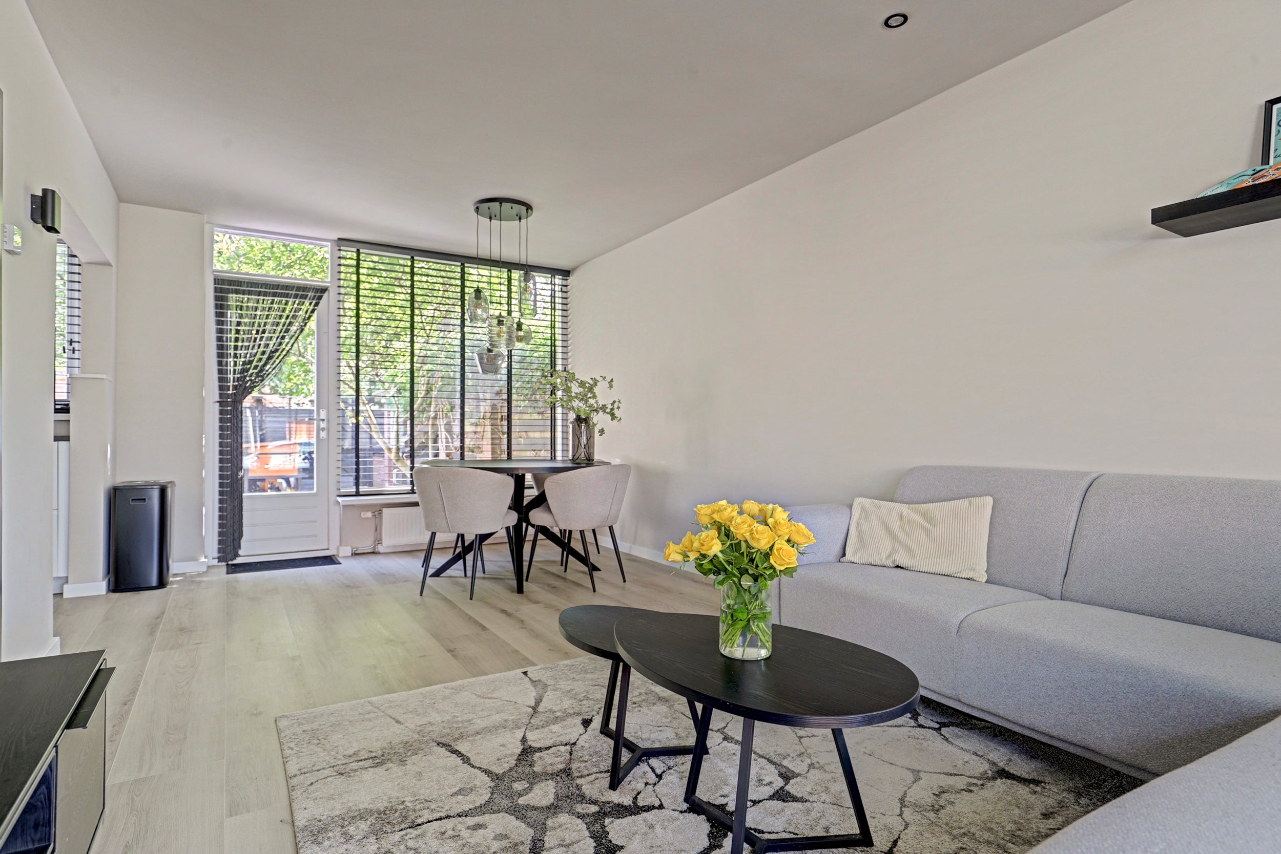 Tussenwoning te koop: Warmoeziershof 81, Hendrik-Ido-Ambacht