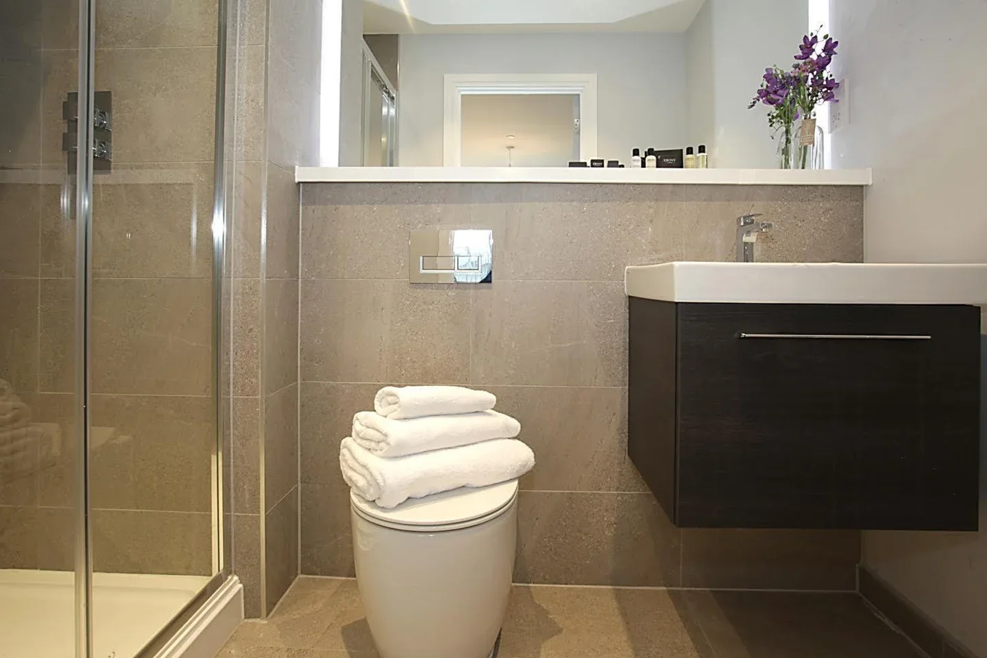 Flat Mersey Place in Luton