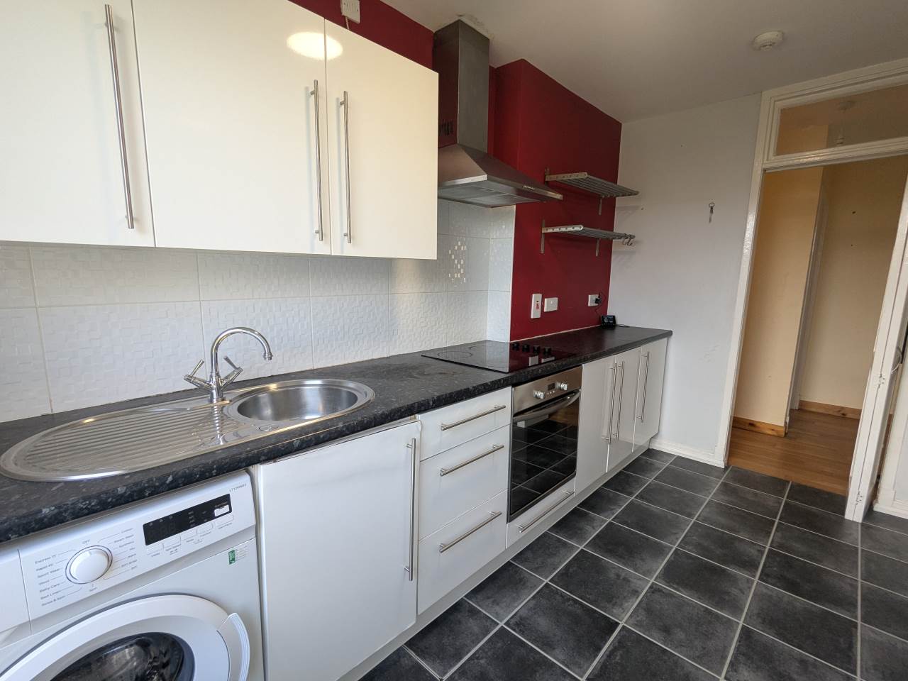 Flat Colinton Place in Dundee