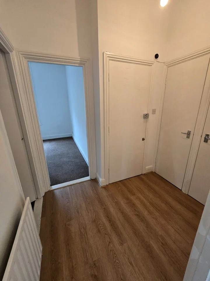 Flat Lower Clapton Road in Greater London